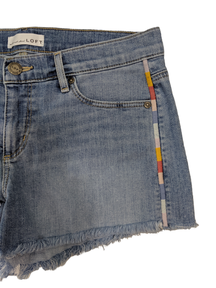 [M] Loft Embroidered Denim Shorts