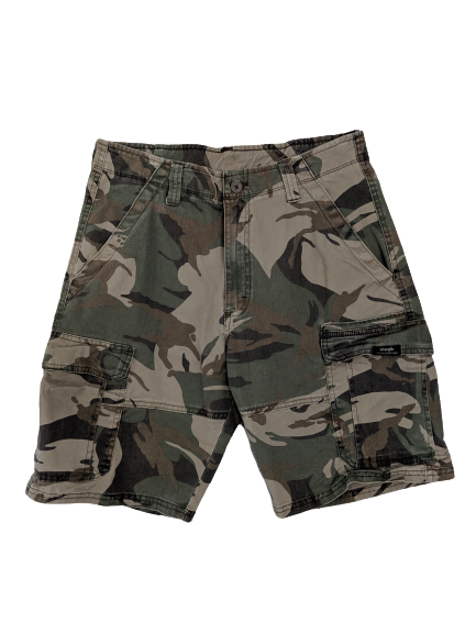 [32] Wrangler Camo Cargo Shorts
