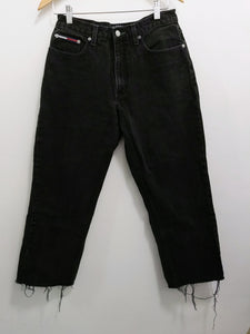 [M] Vintage Tommy Jeans High-Waist Cut-Offs
